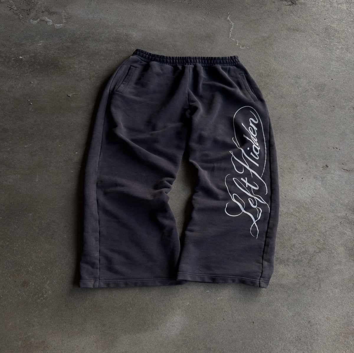 LFTHDN Calligraphy Sweats